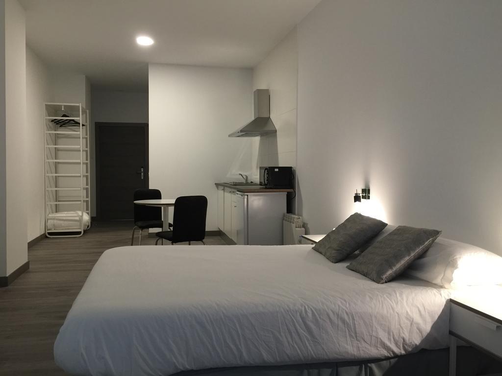 Room And Kitchen Bilbao Esterno foto