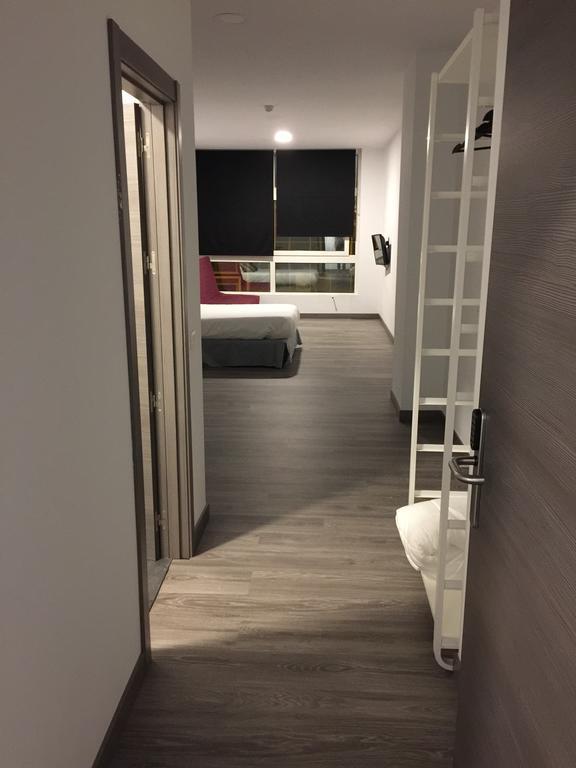 Room And Kitchen Bilbao Esterno foto