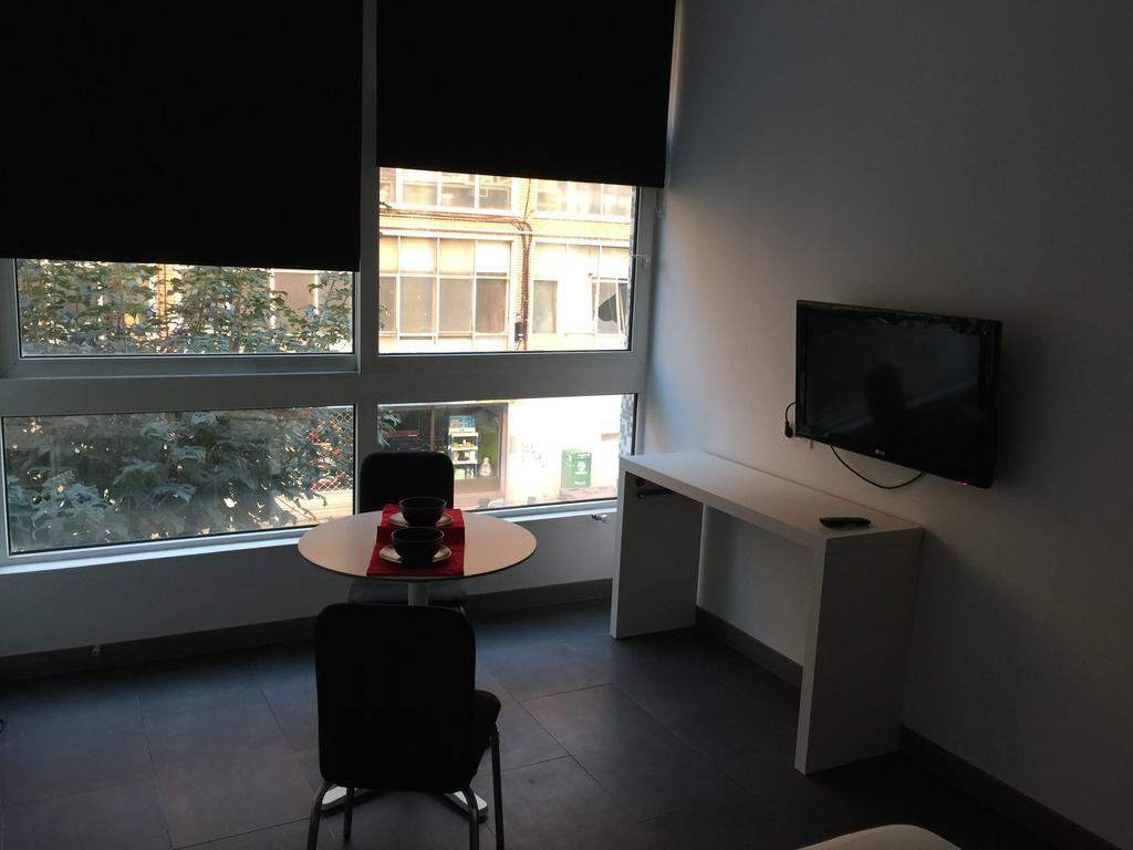 Room And Kitchen Bilbao Esterno foto